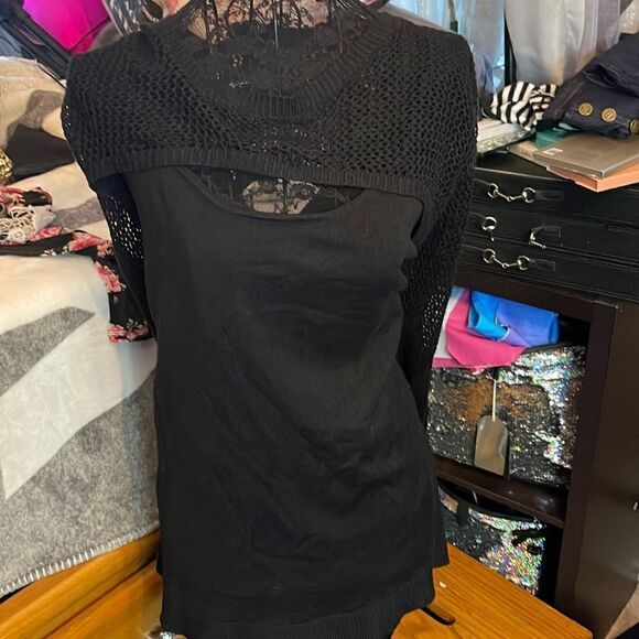 Torrid sz 4 fishnet active cutout slit front/back black sweater mesh/open stitch - Picture 6 of 6